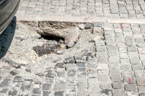 tampa fl slip and fall injury lawyer potholes in parking lots