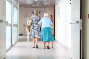 How to Report an Assisted Living Facility in Florida